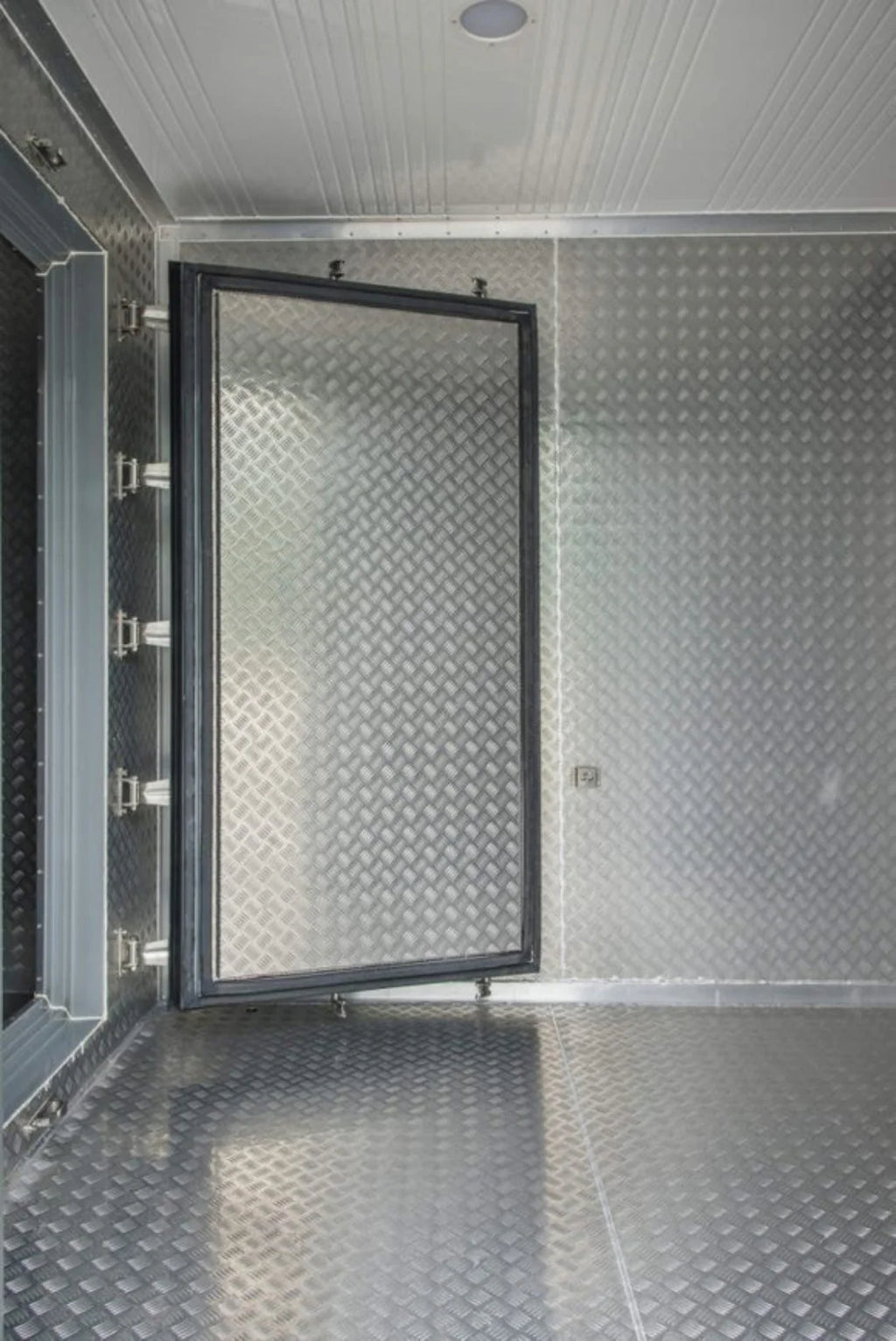 Recipiente SUPER FRIGORÍFICO DUPLA ZONA 20′-60c – Novo