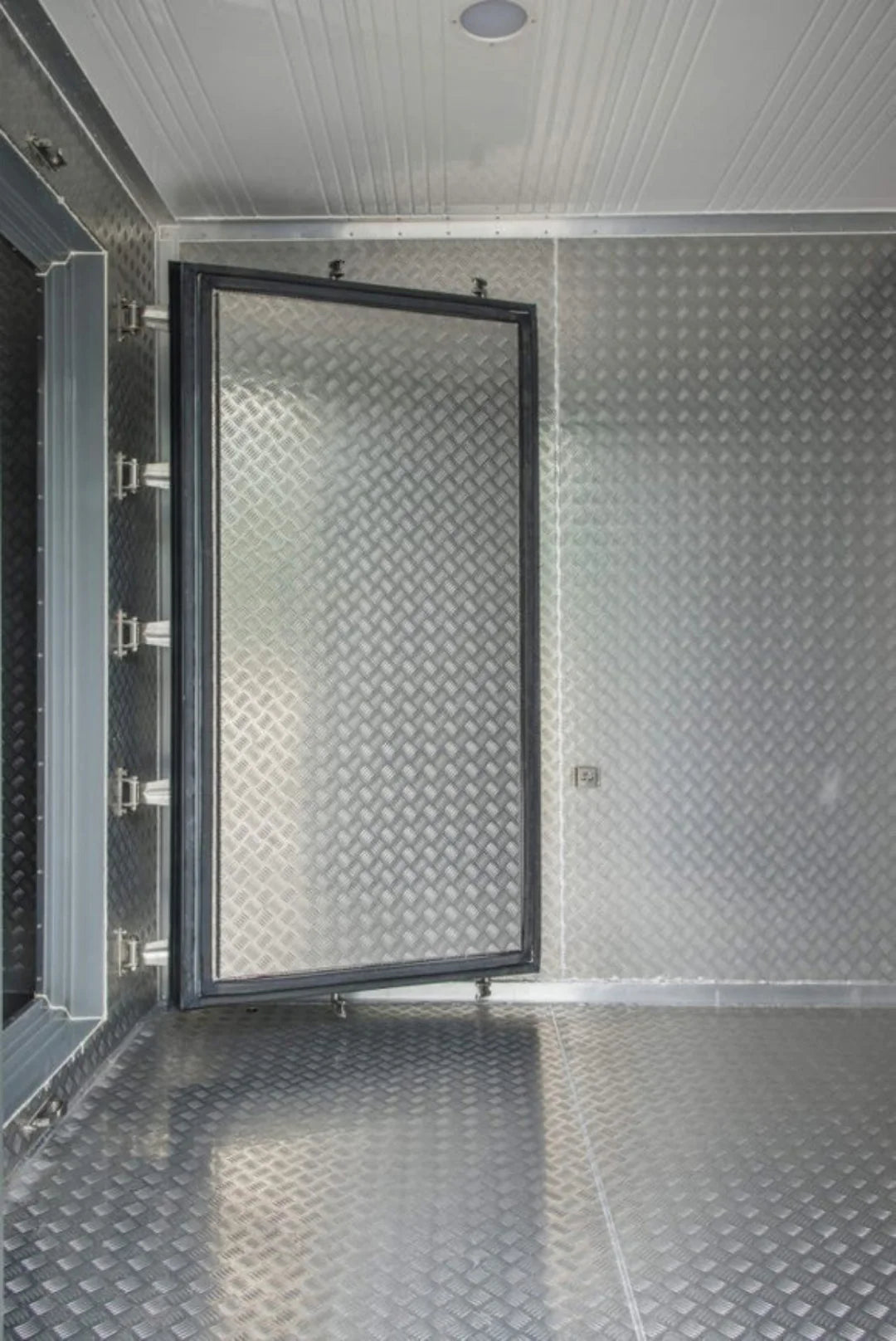 Recipiente SUPER FRIGORÍFICO DUPLA ZONA 20′-60c – Novo