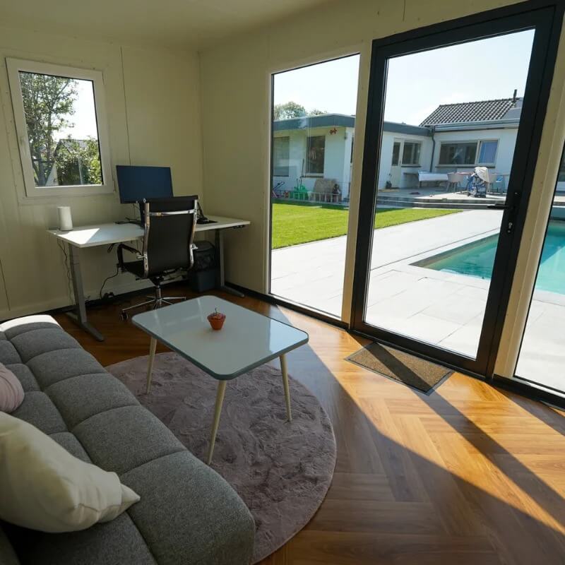 Cabaninha de jardim recondicionada com 12 m² – Acabamento em madeira e antracite
